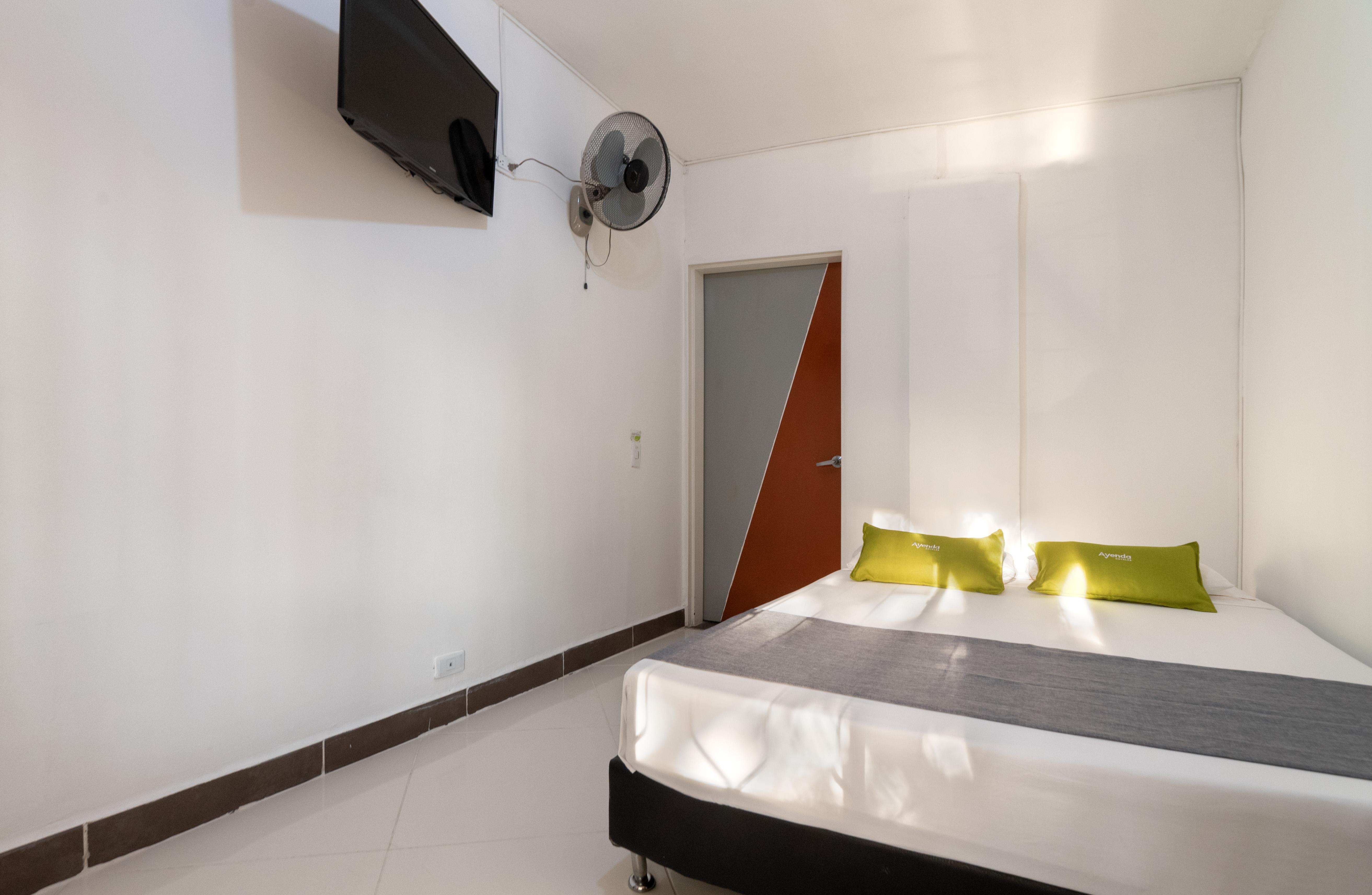 Ayenda 1234 Imperio 70 Hotel Меделин Екстериор снимка